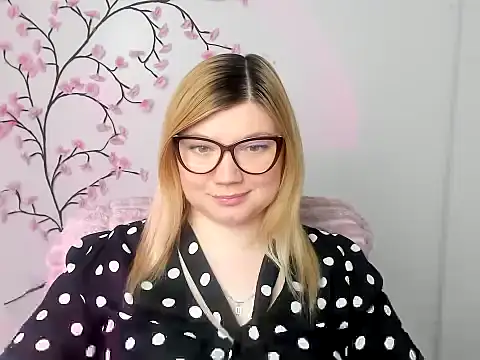 Lola moree online show from March 18, 12:43 pm