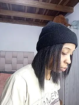 Zaira Rose  online show from April 9, 4:26 am