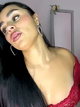 meli ortiz  online show from September 27, 4:14 pm