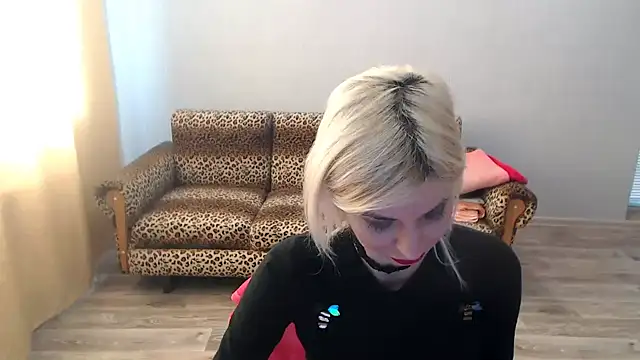 SexyBeatriice online show from January 15, 7:47 am