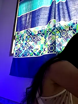 Angela Sophie online show from February 5, 6:33 pm