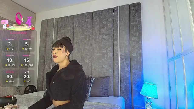 AliDiaz  online show from March 27, 6:19 pm