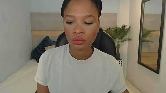 brendathompson  online show from October 4, 3:01 am