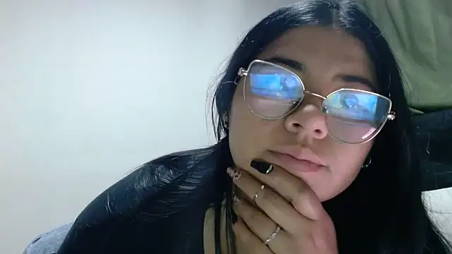 viccky vick online show from March 29, 12:09 am