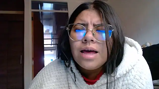 viccky vick online show from September 8, 10:20 pm