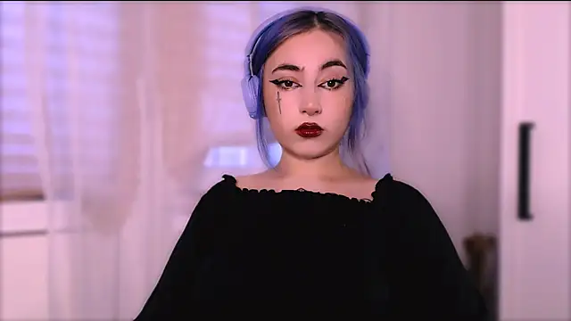 purplewitch online show from September 15, 1:52 pm