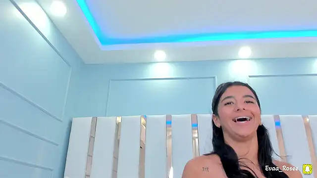 eva roseee online show from October 29, 10:01 pm