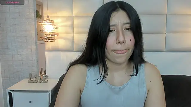 Nohemi louse online show from September 18, 7:56 pm