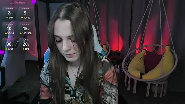 kaisajenner online show from April 3, 8:51 pm