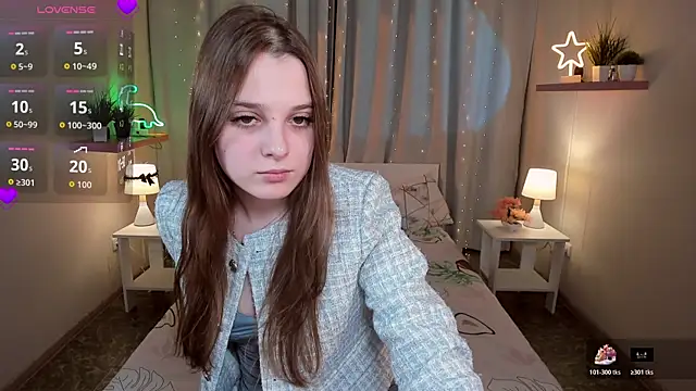 kaisajenner online show from April 11, 2:17 am