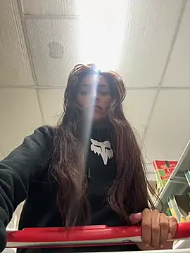 Sofiadelacruz online show from August 8, 11:13 pm