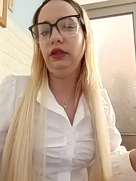 Mia RainX online show from April 19, 2:11 am