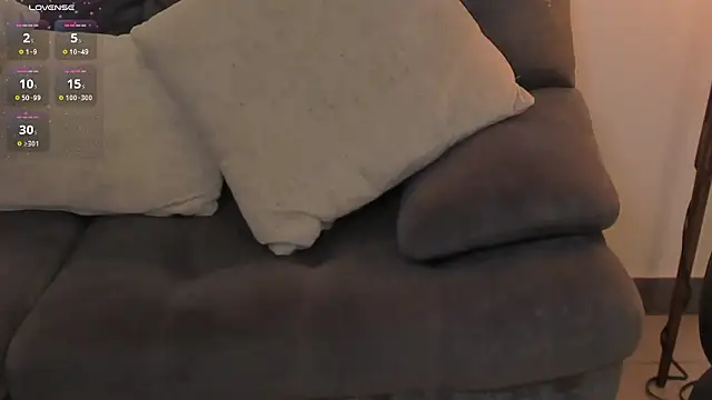 BeccaBaxter online show from February 24, 12:15 pm