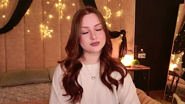 Kendra Parlow online show from March 26, 8:43 pm