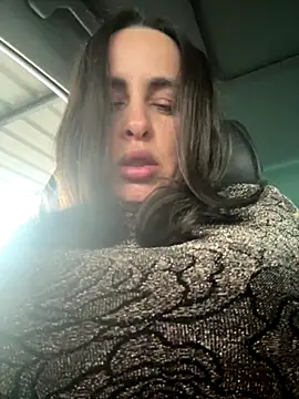 laarti online show from December 16, 3:18 pm