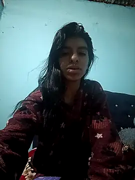 Ariell Kieran online show from February 6, 8:45 pm