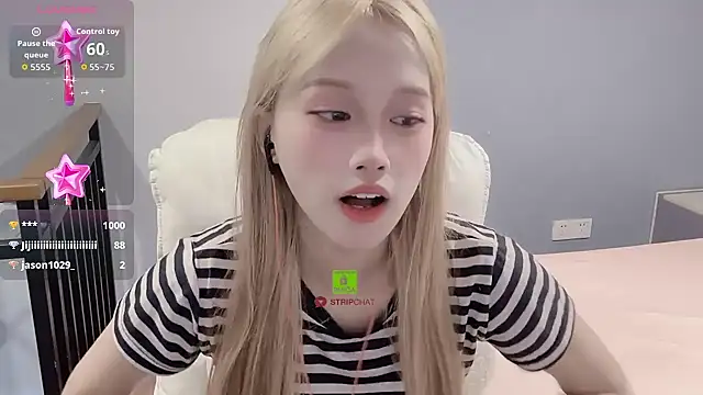 xunian71O online show from October 4, 10:36 pm