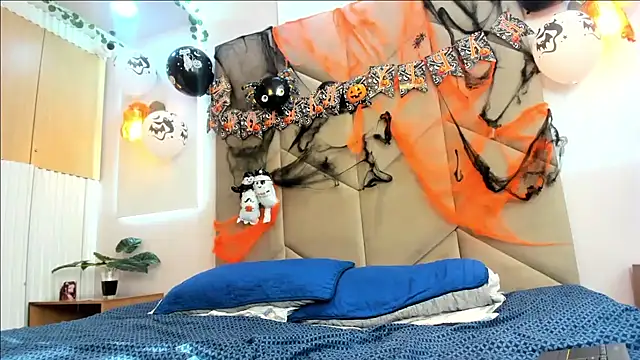 AzunaStar online show from October 16, 9:39 pm