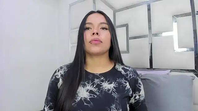 ZoeWan69 online show from April 7, 2:08 pm