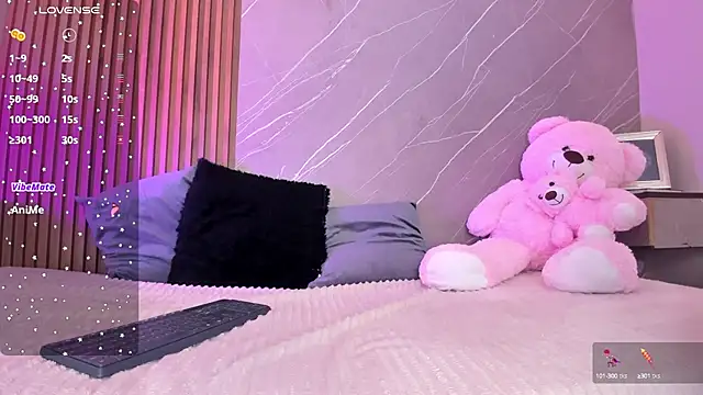 ariana jhonson1 online show from September 22, 1:09 pm