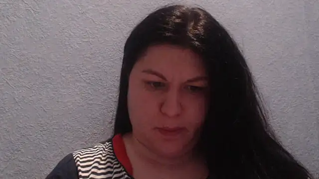 KiraSwee online show from January 5, 5:27 pm