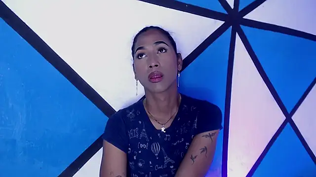 Alissemasiel online show from October 3, 6:35 pm