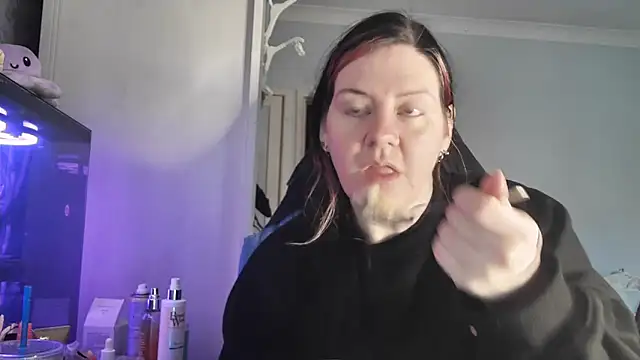 AureliaXOX online show from January 19, 9:16 am