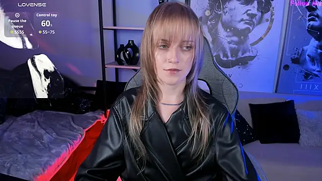 KiraMontoya online show from September 21, 6:17 pm