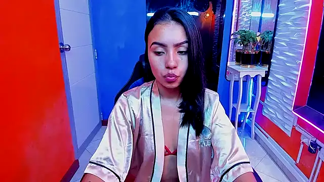 julieta fn online show from October 4, 1:28 pm