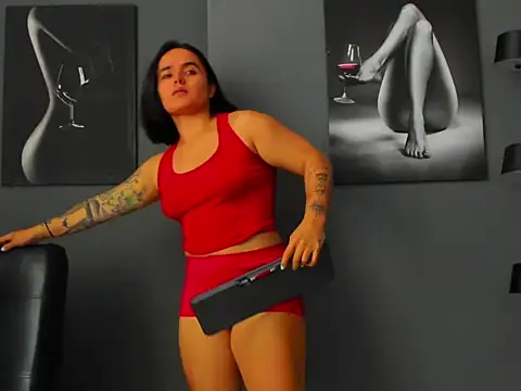 karlyjons12 online show from January 8, 5:06 pm