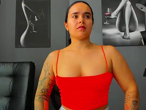 karlyjons12 online show from October 4, 4:00 pm