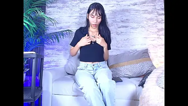 Miaa Lee7 online show from April 13, 9:48 pm