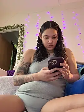 tastylolaaa online show from February 21, 11:16 pm