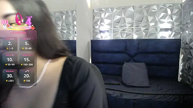 Emmaa dia online show from September 25, 7:45 pm