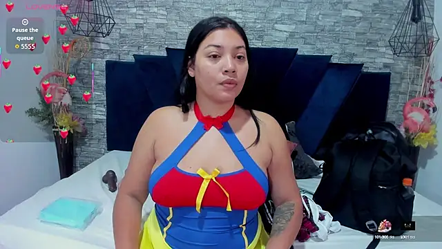 Sophia Brunett online show from October 2, 11:48 am