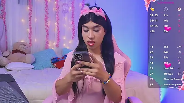 Sweettifani online show from October 1, 6:13 pm