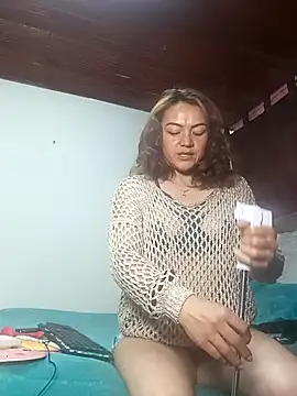 PenelopeMist online show from October 3, 9:31 pm