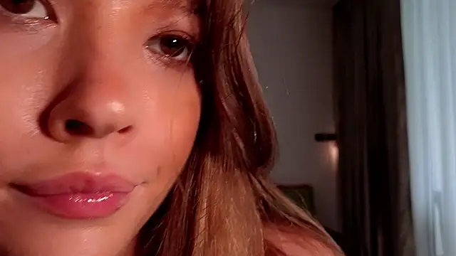 DemiDee online show from October 9, 10:52 am