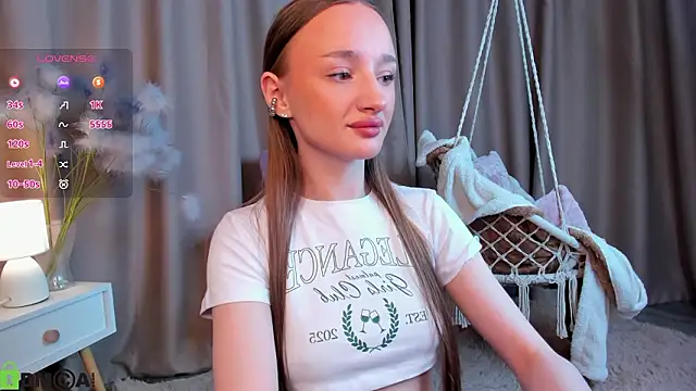 miiss  lulu online show from February 12, 1:18 am