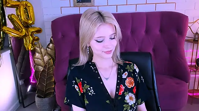 LeonaStane online show from October 30, 5:14 pm