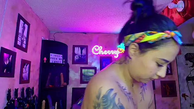 cherryy bombshelll online show from September 22, 7:12 pm