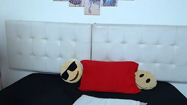 Camila Sweet 2 online show from September 12, 12:23 pm