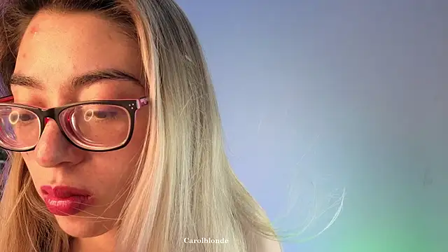 Carolblonde online show from December 21, 9:30 pm