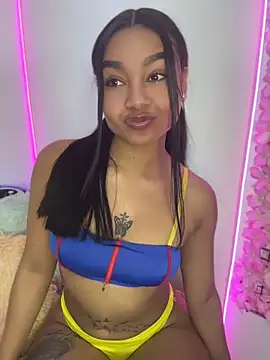 Lynda Bonnie online show from April 18, 5:48 pm