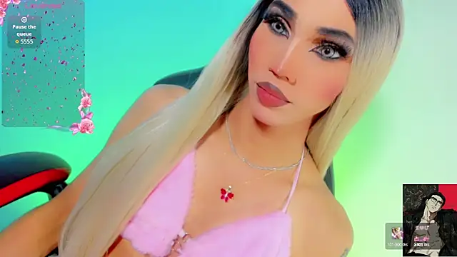 emelly horny  online show from September 29, 7:19 pm