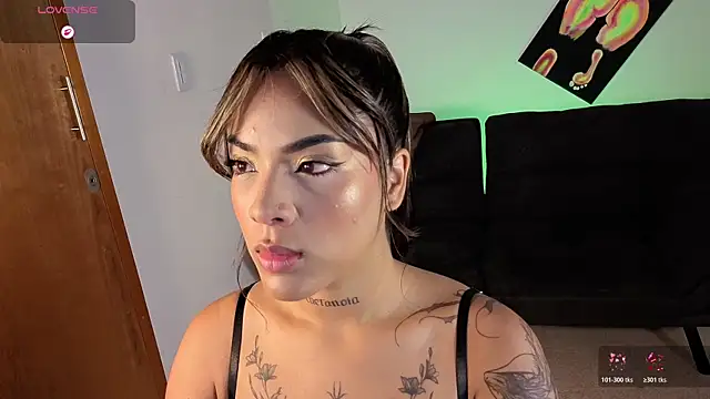 Maryybellax online show from November 16, 4:51 pm