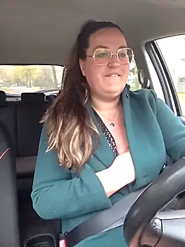 justtess online show from November 20, 2:29 pm