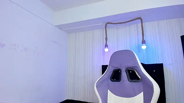 nicky angel1 online show from October 6, 6:34 pm