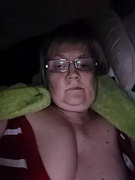 Violet5364 online show from April 24, 8:55 pm