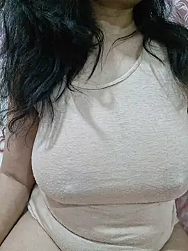 Jassi Does online show from February 18, 11:59 pm